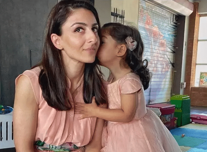 Soha Ali Khan-Inaaya Naumi Kemmu Mother’s Day jodis of Bollywood