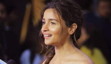 Like Kareena At Pataudi's Farewell, Alia Bhatt Is The Ideal Bahu At Kapoor's Bereavement