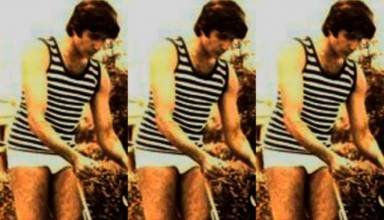 Amitabh Bachchan shares 'not quite a bikini' picture to up his Insta game