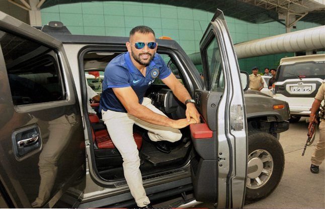 5 Famous Indian Celebs Who Owns Hummer