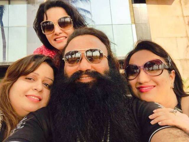 Gurmeet Ram Rahim Singh Age, Caste, Wife, Family, Biography, Controversies & More